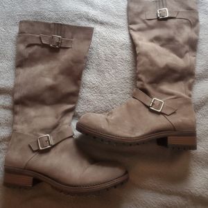 Kenneth Cole Reactions Brown zip up boots